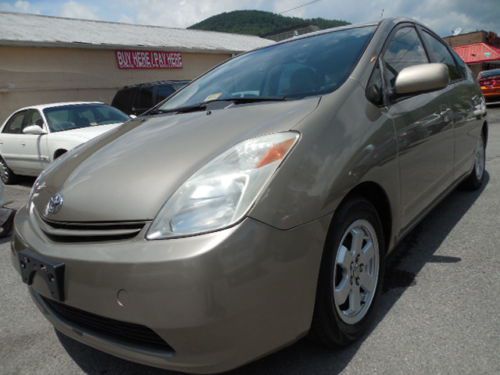 2004 toyota prius base hatchback 4-door 1.5l