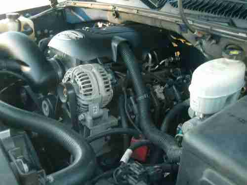 2005 Chevy Suburban Z71, Very Rare Metallic Blue Paint!, image 13