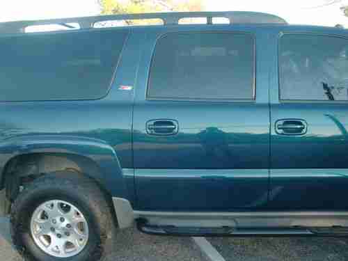 2005 Chevy Suburban Z71, Very Rare Metallic Blue Paint!, image 21