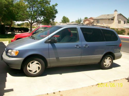 2000 toyota sienna le mini passenger van 5-door 3.0l no reserve!!!!