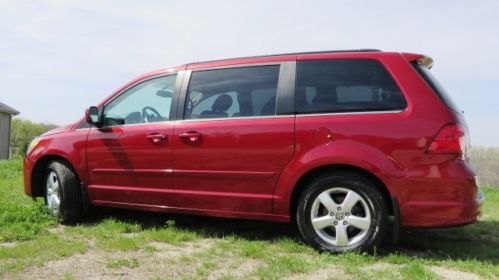 2009 volkswagen routan sel mini passenger van 4-door 4.0l (not town &amp; country)