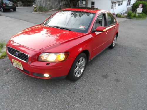 2004 volvo s40 t5 sedan 4-door 2.5l