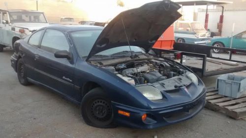 2002 pontiac sunfire blue. 60000 miles