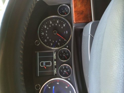 2006 Volkswagen Touareg TDI Sport Utility 4-Door 5.0L, image 2