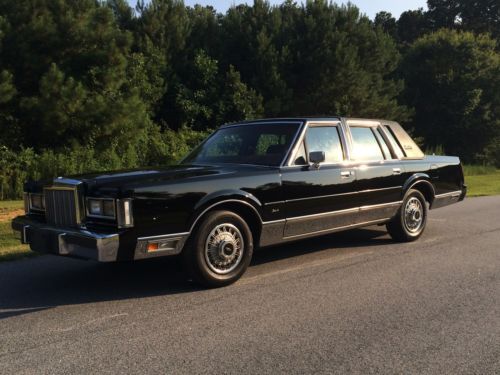 1986 lincoln town car signature series very nice low  2 owner