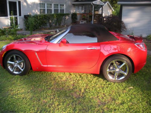 2008 saturn sky redline