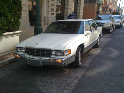 1993 cadillac deville touring sedan 4-door 4.9l