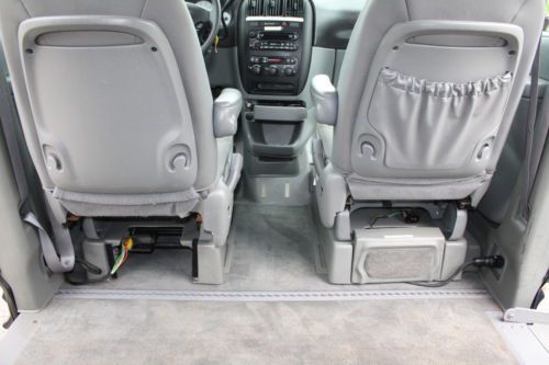 2007 Dodge Grand Caravan SE Wheelchair Accessible Side Entry Handicap Van, image 31