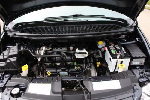 2007 Dodge Grand Caravan SE Wheelchair Accessible Side Entry Handicap Van, image 36