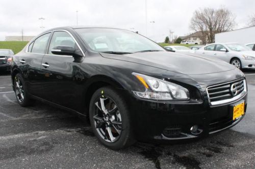 2014 nissan maxima s