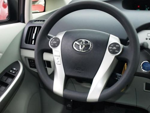 2014 toyota prius two