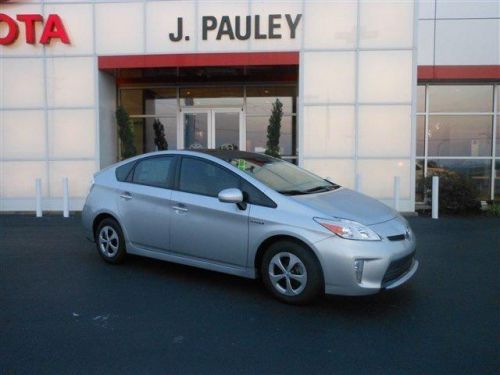 2014 toyota prius three