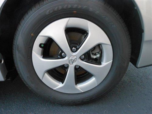 2014 Toyota Prius Three, US $26,865.00, image 2