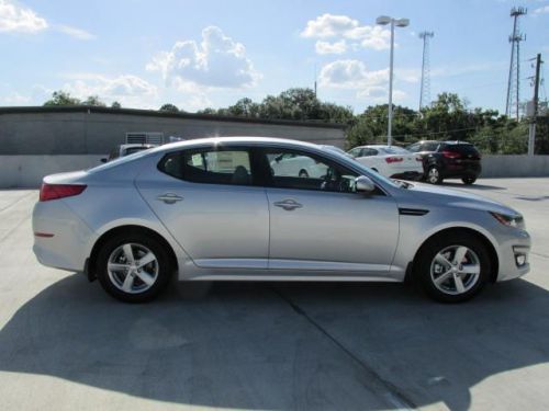 2015 kia  lx