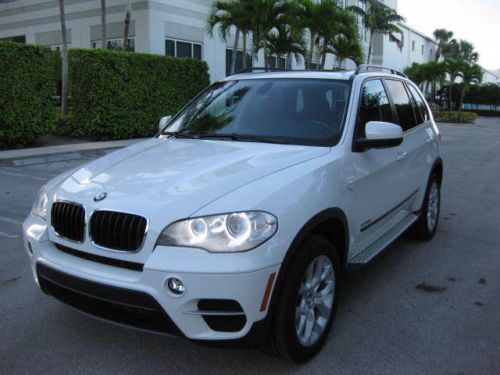 Convenience premium 3rd row rear dvd navigation shades panoramic 3d camera fl!