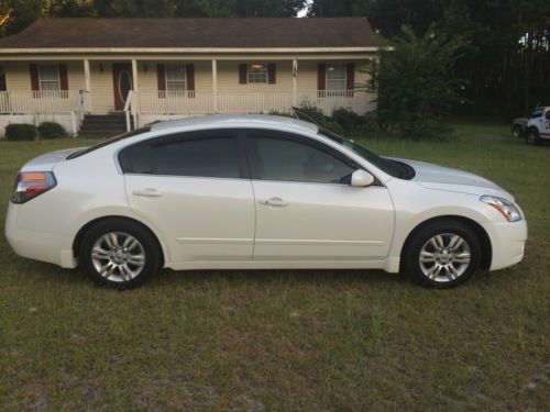 2010 nissan altima s sedan 2.5l 4 door 1 owner