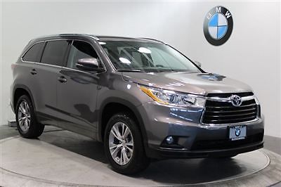 2014 toyota highlander xle v6  navigation rear camera 3rd row leather seats fwd