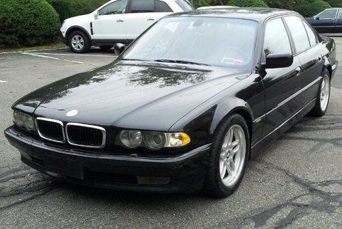 2001 bmw 740i sport blk / blk navigation heated seats fully loaded **mint** must