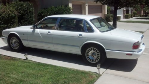 1998 jaguar xj8 l sedan 4-door 4.0l