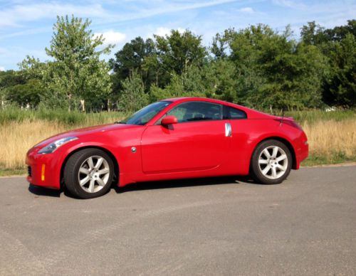 2004 nissan 350z base coupe 2-door 3.5l