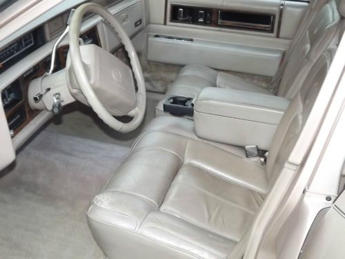 1990 Cadillac DeVille Base Sedan 4-Door 4.5L, US $1,750.00, image 6