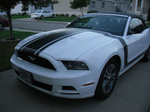 2014 ford mustang convertible