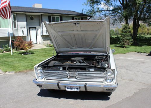 Nice 1966 Plymouth Fury III Convertible with new top, new tires, runs great!, image 9