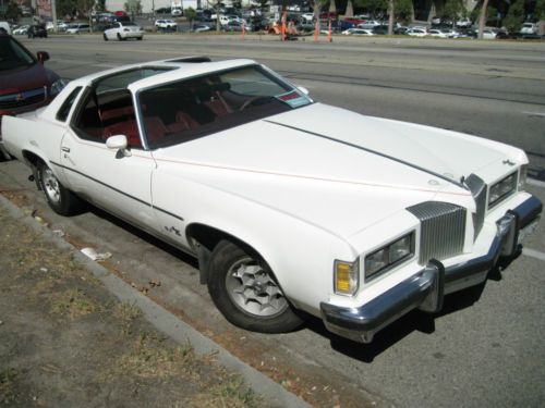 1976 pontiac grand prix sj -t-tops, honeycomb wheels, all original, bench seat