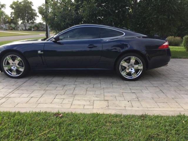 Jaguar xk base coupe 2-door