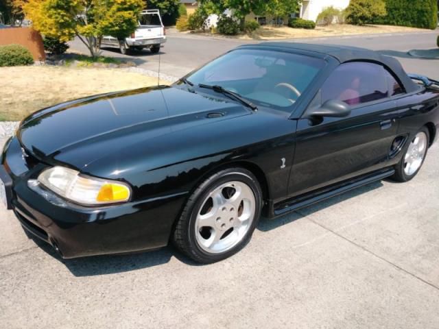 1995 ford mustang svt cobra