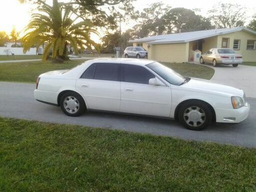 2000 cadillac deville base sedan 4-door 4.6l