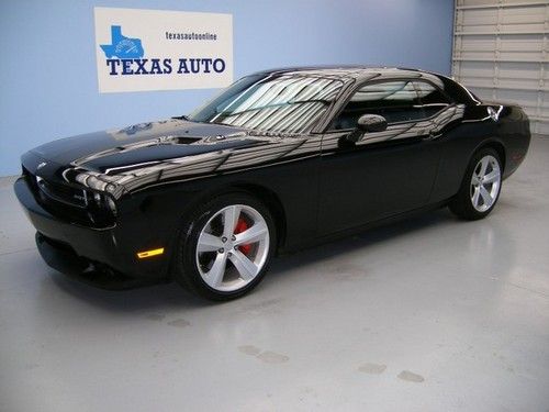 We finance!!  2009 dodge challenger srt-8 hemi auto roof nav brembo xenon 20 rim