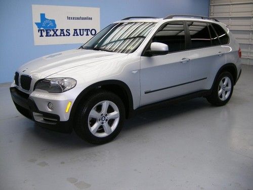 We finance!!!  2008 bmw x5 3.0si awd auto pano roof nav xenon hd radio 18 rims!!