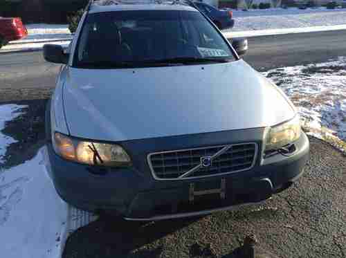 2001 Volvo XC 70 AWD Wagon , Ext = Silver/ Int = Blue Leather, image 8