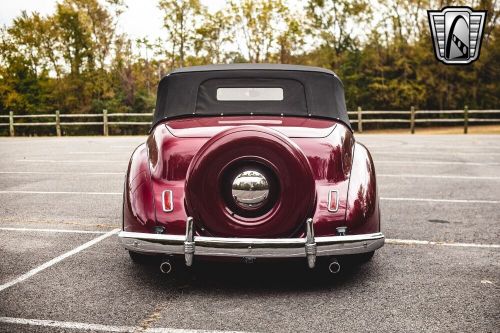 Lincoln Street Rod