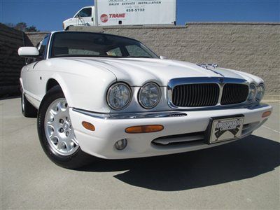 2002 jaguar xj8