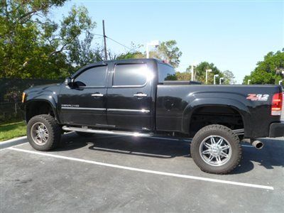 2012 duramax denali 4x4*lifted*397 hp/765 trq*auto*12k mi* calldon@863-860-2878