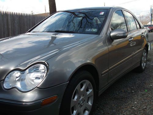 2005 mercedes c240 4matic--98k--lite water damage