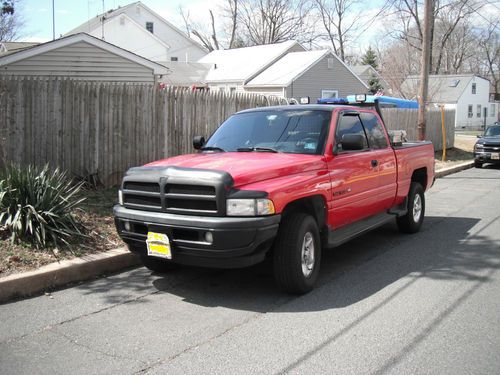 1996 dodge ram 1500 base extended cab pickup 2-door 5.9l