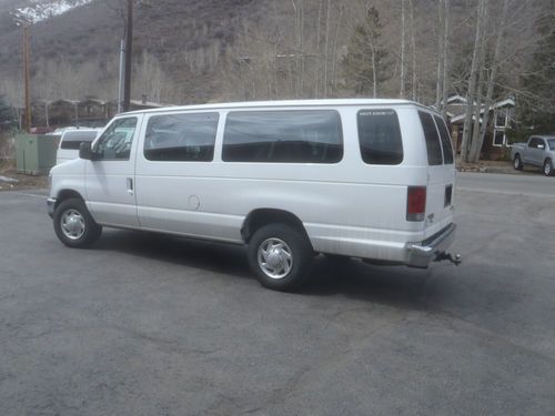 Ford econoline e350 15 passenger van church band limo shuttle