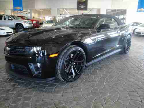 SINISTER TRIPLE BLACK NEW CAMARO CONVERTIBLE ZL1 WITH CARBON FIBER HOOD 6-SPD!, US $61,990.00, image 6