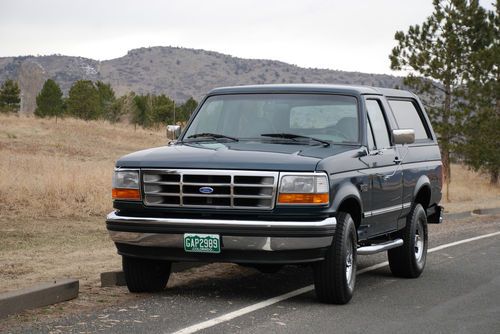 1995 ford bronco xlt - super clean 55k orig miles.  collector quality