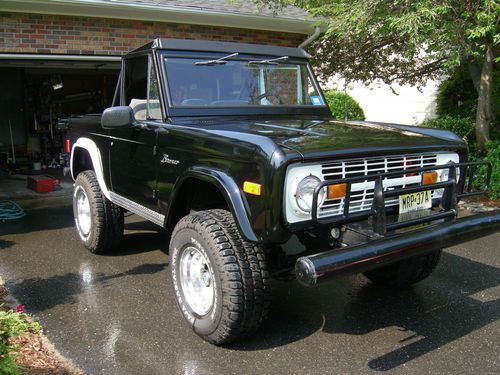 1977 ford bronco custom sport utility 2-door 302