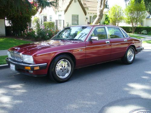 Beautiful california rust free  jaguar xj6 vanden plas  great daily driver