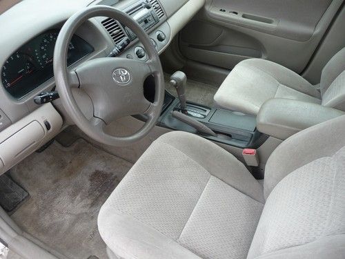 2002 toyota camry le sedan 4-door 2.4l