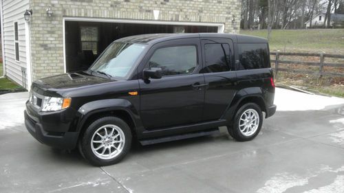 Wheelchair accessible honda element x wav conversion handicap converted x-wav