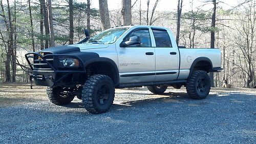 2005 dodge ram power wagon heavy duty 2500 v-8 hemi lifted custom