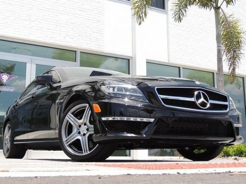 Garage kept 1 owner cls 63 amg p1 pkg lane tracking pkg carbon fiber pkg loaded!