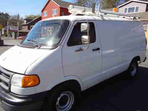 2000 dodge cargo,no rust,low miles, no reserve, image 3