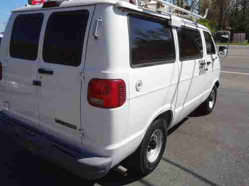 2000 dodge cargo,no rust,low miles, no reserve, image 15